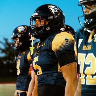 Lucasbanks192's profile picture. Edge Rusher @odufootball
