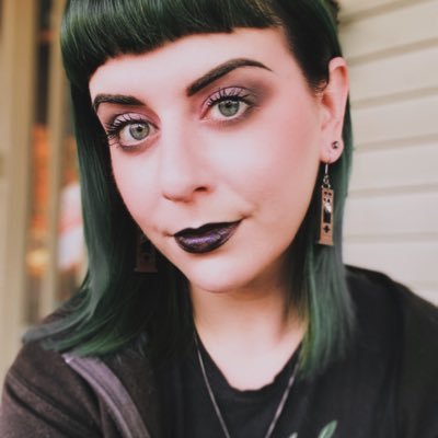 meghanvee's profile picture. ice on my fingers and my toes & I’m a Taurus