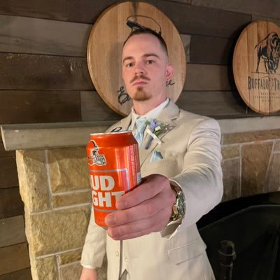 Comedian | Cleveland sports fan stuck in New York. #JustAKidFromAkron