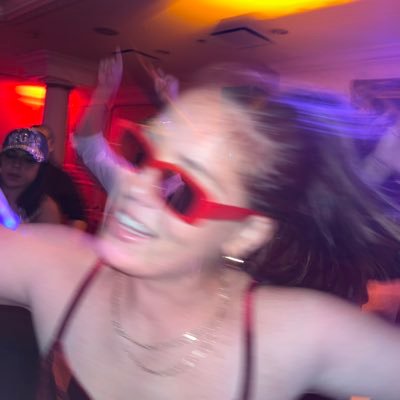 val_on_fire's profile picture. who do you think you are? i am // NY Jets