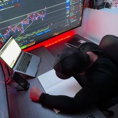 CROWN-CAPITAL | BUSSINESS | NFT Entrepreneurship 🔈 🥀 Entertainer, Global Connector📁,Business Strategists📉/trades📊/e-commerce📈10X