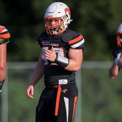 CO'2026 5'11 235 OL/DL Vert:28 Bench:355 Squat:445 HC:285 1st Team All-Distict and HM All-State 2023/2024