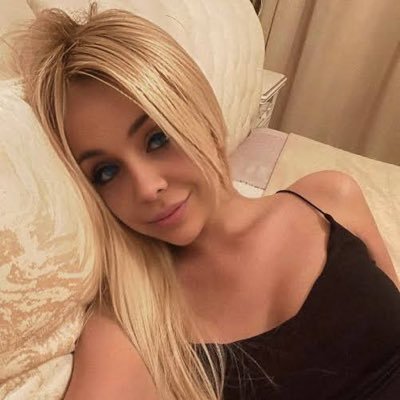 Sexy_01Sandra's profile picture. Creating my own sunshine on cloudy days✌️🥰