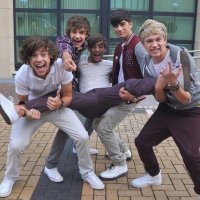 1d (@vibezjoon) 's Twitter Profile