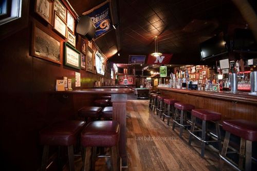 The Final Final is a sports bar located in the Great city of San Francisco! Yelp us!!