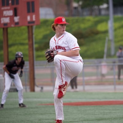 Redondo Union High School 2027 // 3.8 GPA // RHP // 6’2” 210 | 📞 310-781-0699 | Insta: @derrick_buchanan32