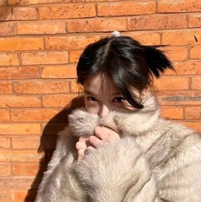 _sophiamoon's profile picture. and so the story goes~