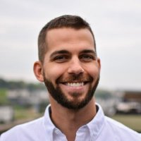 Rob Maurer s (@teslapodcest) 's Twitter Profile