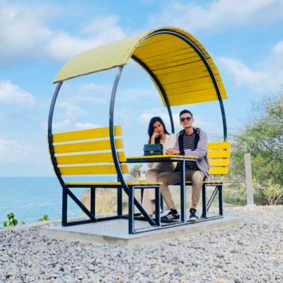 Imamsleman's profile picture. Hanya butiran debu di antara semesta ciptaan Tuhan.