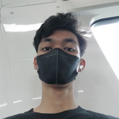 zeverlyy's profile picture. 