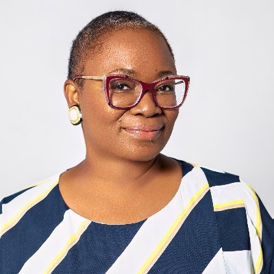 Atualmente: Editor-chefe @theroot.
Anteriormente: EIC da @zoramag; @Essence.
Esposa, mãe, filha, amiga, contadora de histórias. IG:
@Vanessa_KDeLuca.
