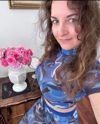 rose_sandr460's profile picture. I'm here for friends and fun 😊