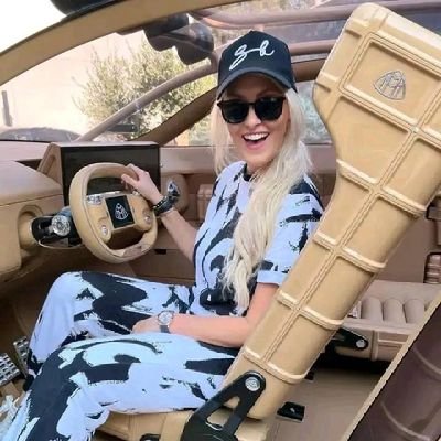 Actually, My name is Evan I’m a caring honest lady I’m a billionaire from a wealthy family I came here to help the poor in any situation.