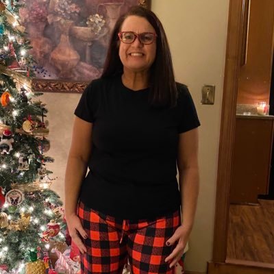 ODU Alumni who loves my family, friends, Disney, baking, and making a difference in the lives of students. Proud member of CPS since 99’! Current AP@TES.
