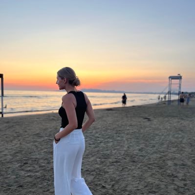 MartaDubulta's profile picture. A human. Being.