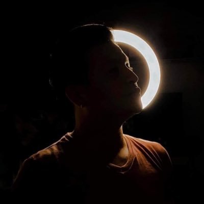 Ivalenzuela10's profile picture. 𝗣𝗛𝗢𝗧𝗢𝗚𝗥𝗔𝗣𝗛𝗘𝗥 // 𝗠 𝗫 | 𝗖𝗟𝗡 // DISEÑO CREATIVO // 𝗖 𝗢 𝗠 𝗨 𝗡 𝗜 𝗖 𝗢 𝗟 𝗢 𝗚 𝗢 // “𝐸𝑛𝑎𝑚𝑜𝑟𝑎𝑑𝑜 𝑑𝑒 𝑙𝑎 𝑣𝑖𝑑𝑎”.