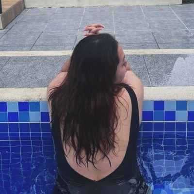 _iamsheynaa's profile picture. my safe space