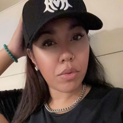 AngelicaLe90233's profile picture. 