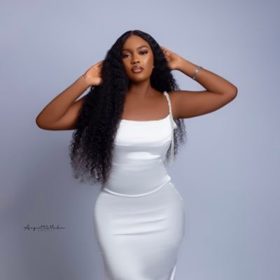 God lover 🌸🌸Amazing personality 🌸🌸Aries baby💕 . a Mua, check out @bdazzledbymo on ig. I sell night wears @mos.wardrobe on ig