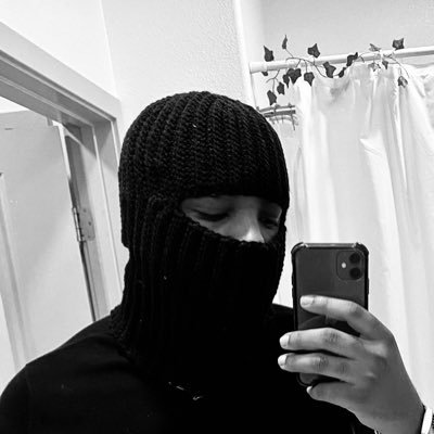 No face/No case. STL 📍 Spam & Content 😈📹✨ & Repost 🔄 24/Male/9in 🍆, I like bbws cause they like to eat too & have some fun wit you 💯 WOMEN ONLY!!