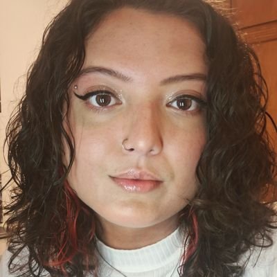 claralacazee's profile picture. completamente abluble das ideia 🙃