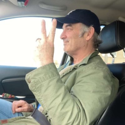 Dad. Would be Beach Bum, Here for the music! Breweriana collector, Buffalo Bills & Sabres, Detroit Tigers , Oklahoma Football . Dual USA /Canadian citizen