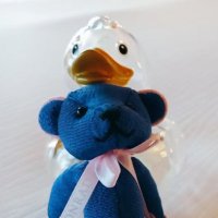 ひと (@hitotohitode) 's Twitter Profile