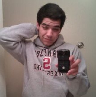 erick321boom's profile picture. -guitar&singing -cherry koolaid -italian AF