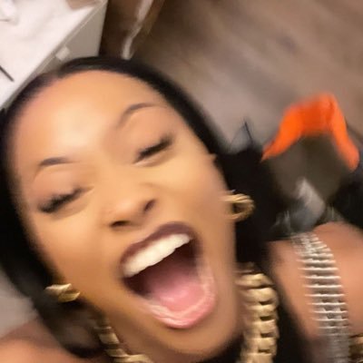 ThandaNolitha's profile picture. a J.Cole stan acc