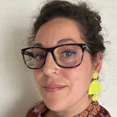 Earth scientist. Writer. Editor. Black Canadian & white settler. ✊🏽🇵🇸 Recipient of Boston Pizza kid’s menu best jokes award ☕️🛸🌵📚 Basic 🇫🇷 Learning 🇫🇮