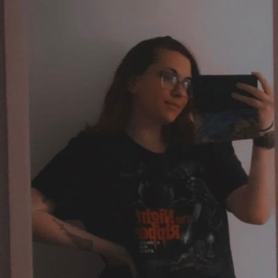 24 | She/Her | Animals | Horror | Gaming | Cooking | Tea | Streamer and absolutely obsessed over my cat Jesse/Woo ❤️🐈