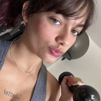 Vicky (@vickshines) 's Twitter Profile