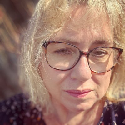 Mom, wife, Gran, sister, daughter, aunt, social worker, manager, photographer and lover of life! all views my own... 💙