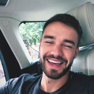 UKellIR 🆔️ I wanna write you a song,
one to make your heart remember me.
So any time I'm gone, you can listen to my voice and sing along. 🆔