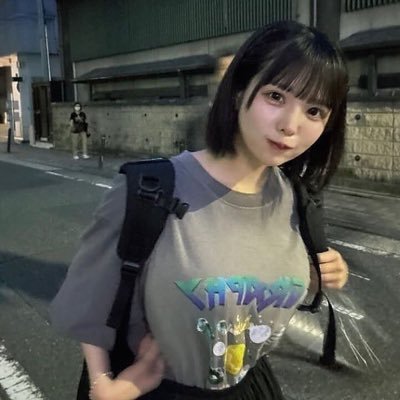 大阪に住んでる現役看護学生です!経験あまりないのですが1人では毎日してます笑セフレになってくれる人いないかなー?会う時は服装の写メください!