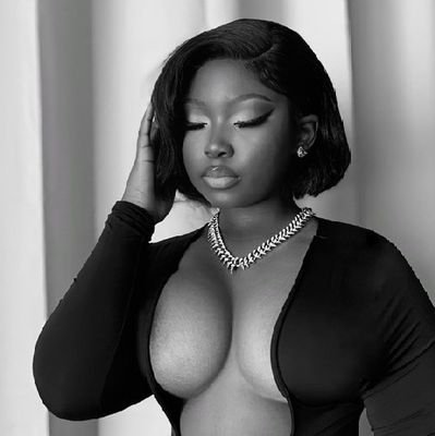 complex_memes's profile picture. Dream Chaser🤗🤗