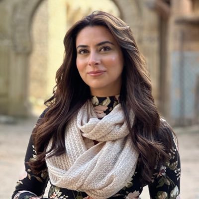 - chasing stories as a spirited journalist - striving for a fair world as an aspiring lawyer. Because words matter, so does the law. 🖋️ #Journalism #Law ⚖️