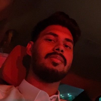 مسوّق وإداري وأحيانا تقني 👨🏻💻 || مُشارك في @Namaa_e24 , @Selftaughtclub | INTP