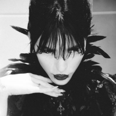 Ravenngray00's profile picture. 𝔚𝔢𝔩𝔠𝔬𝔪𝔢 𝔱𝔬 𝔱𝔥𝔢 𝔫𝔢𝔰𝔱