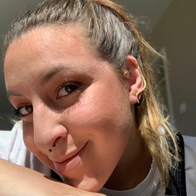 ondeeeepositive's profile picture. 