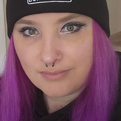 WeirdoMarle's profile picture. i am just M.E.