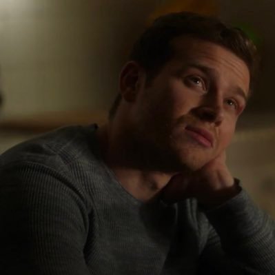 MooBuckley_'s profile picture. | 20 | She/Her |