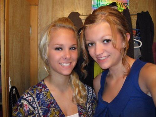 umm...i love hanging out with friends...summer time...and...Justin Bieber:)