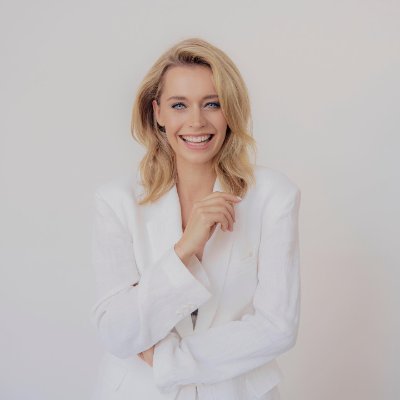 I work in the market #CMO #Outdoor sports 🏞️enthusiast. In my spare time, I like #swimming🏊♂️#golf⛳#cycling🚴♀️#skiing🎿#travel✈️