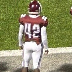 Linebacker for Horn lake high school C/O 27🎓 Contact me: 901-613-9050 Email: gipsoncletavion@yahoo.com height: 5’9#AGTG instagram:d1._clent