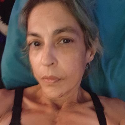 Hello 👋
I'm a fun loving girl who is a little eccentric and quirky. I'm also a multi organ transplant recipient.