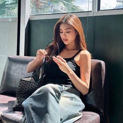 ann220423's profile picture. 