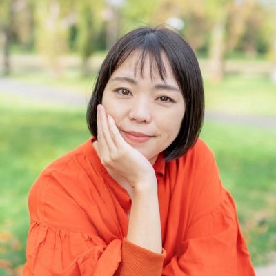 tanpopokaachan's profile picture. 絵本から障害への理解を広める活動をしています📙✨3児の母で、第一子（12歳）が結節性硬化症という難病の重症心身障害児☘️『絵本屋だっこ』運営者。合同会社はやと/NPO法人絵本屋だっこ代表