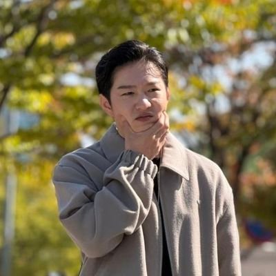 btob_chsub_love's profile picture. 비투비 창섭을 애정합니다.  
창섭의 모든 길을 응원합니다.