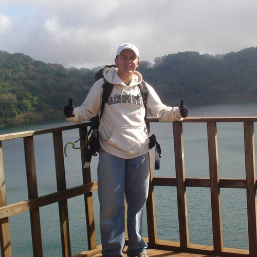 elmalito29's profile picture. Disfruta lo que Tienes, mientras obtienes lo que Deseas...